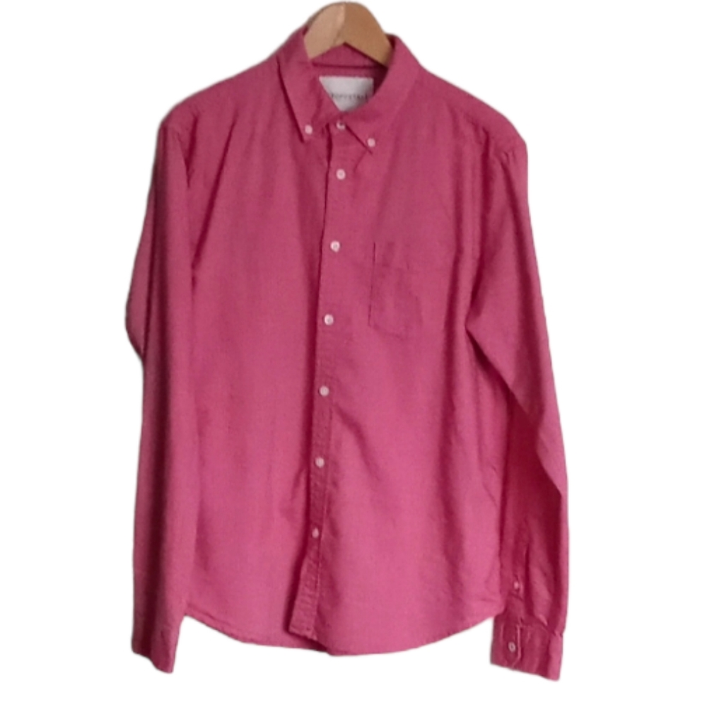 Aeropostale Men's Long Sleeve Button Down. Size M. Color Pink.